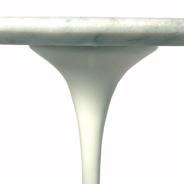 エーロ・サーリネンがデザインしたチューリップコーヒーテーブルのディテール